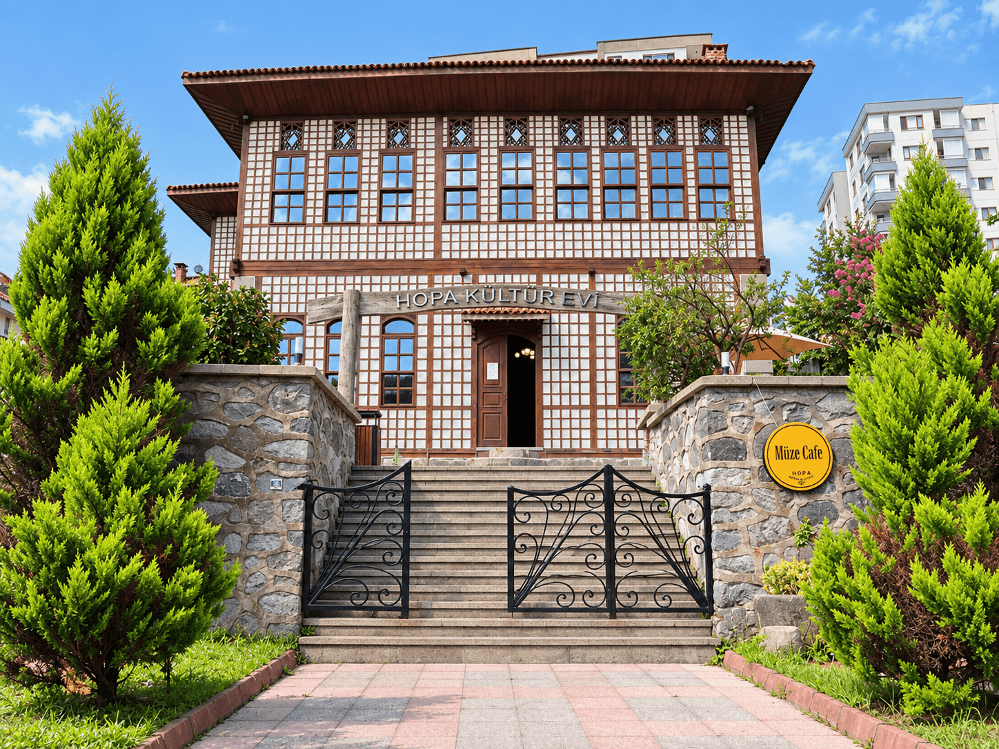 Hopa Kültür Evi ve Müzesi