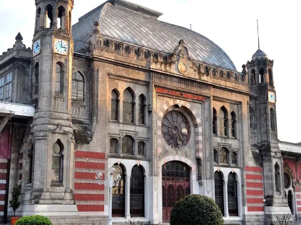 İstanbul Sirkeci Garı TCDD Müzesi Sanat Galerisi