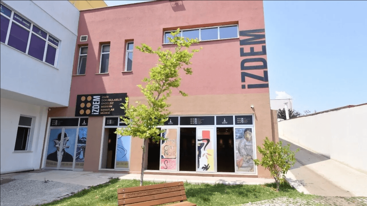 İzmir Dokunulabilir Engelsiz Modern Sanatlar Müzesi (İZDEM)