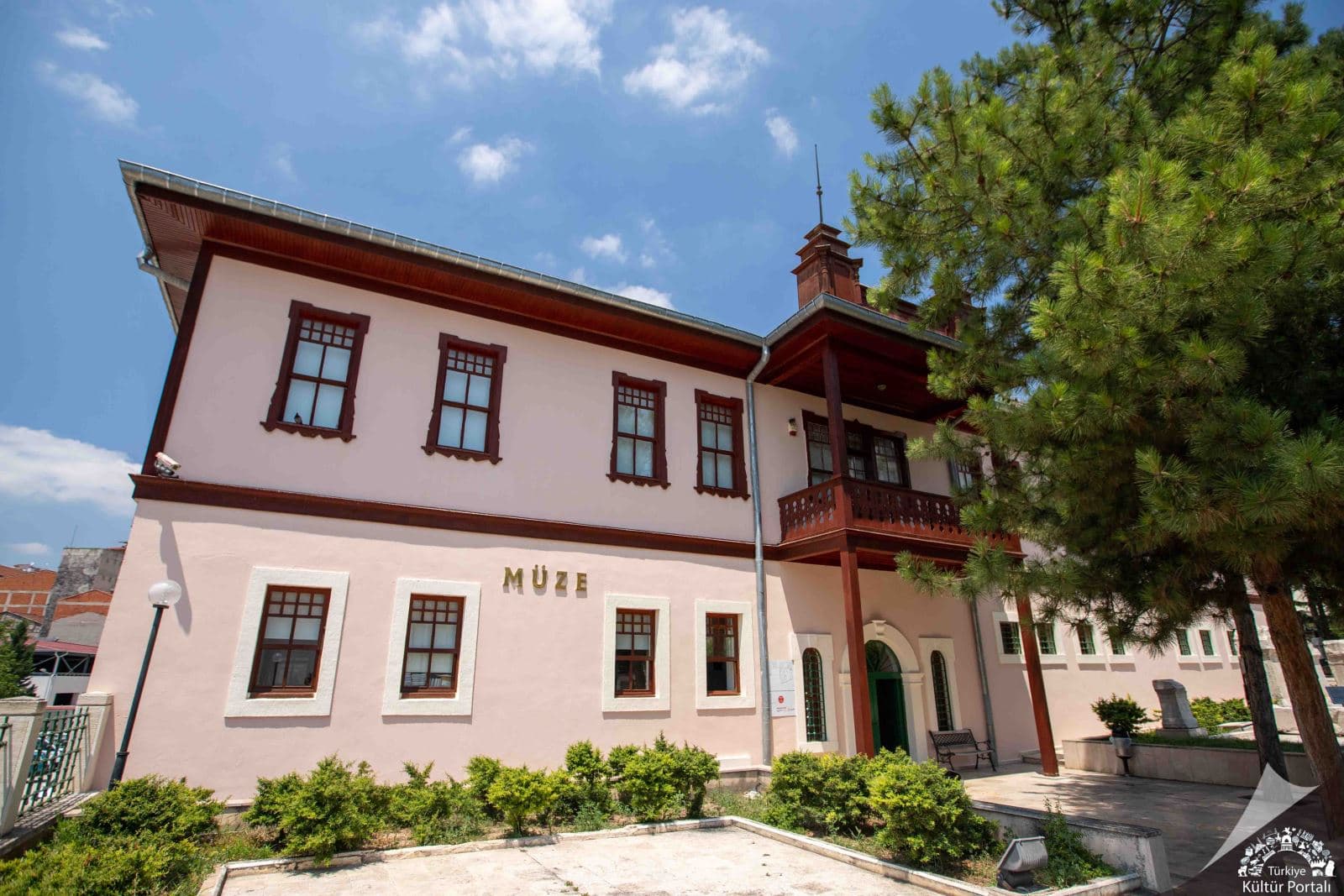 Bilecik Arkeoloji ve Etnografya müzesi