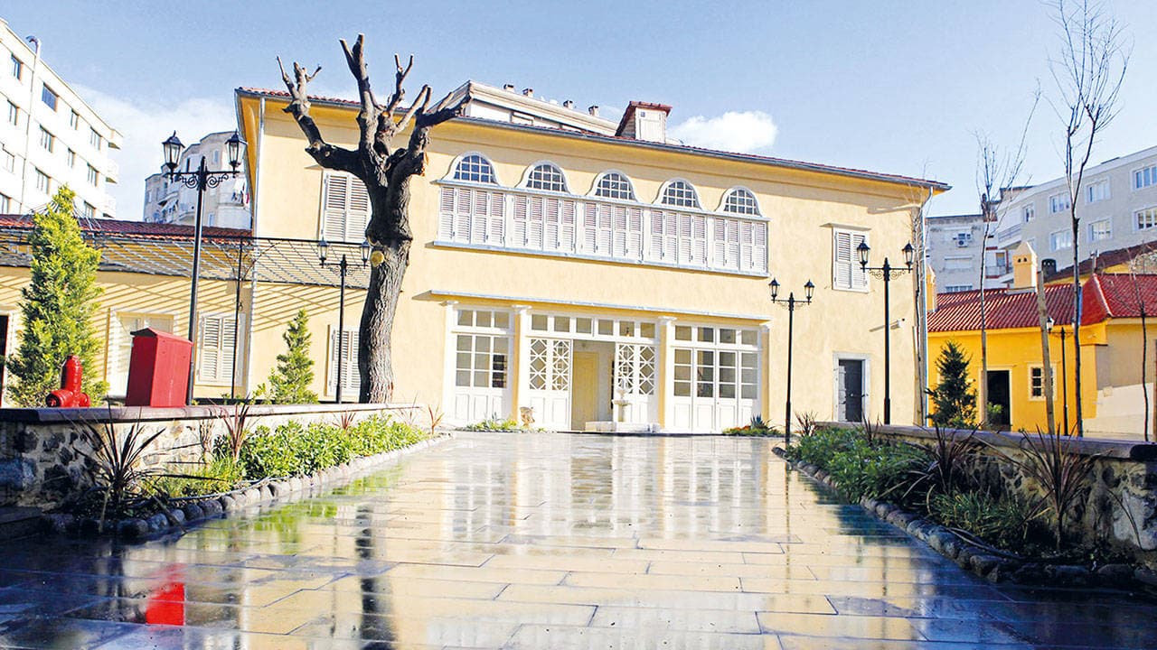 Bornova Kent Arşivi ve Müzesi – Dramalılar Köşkü