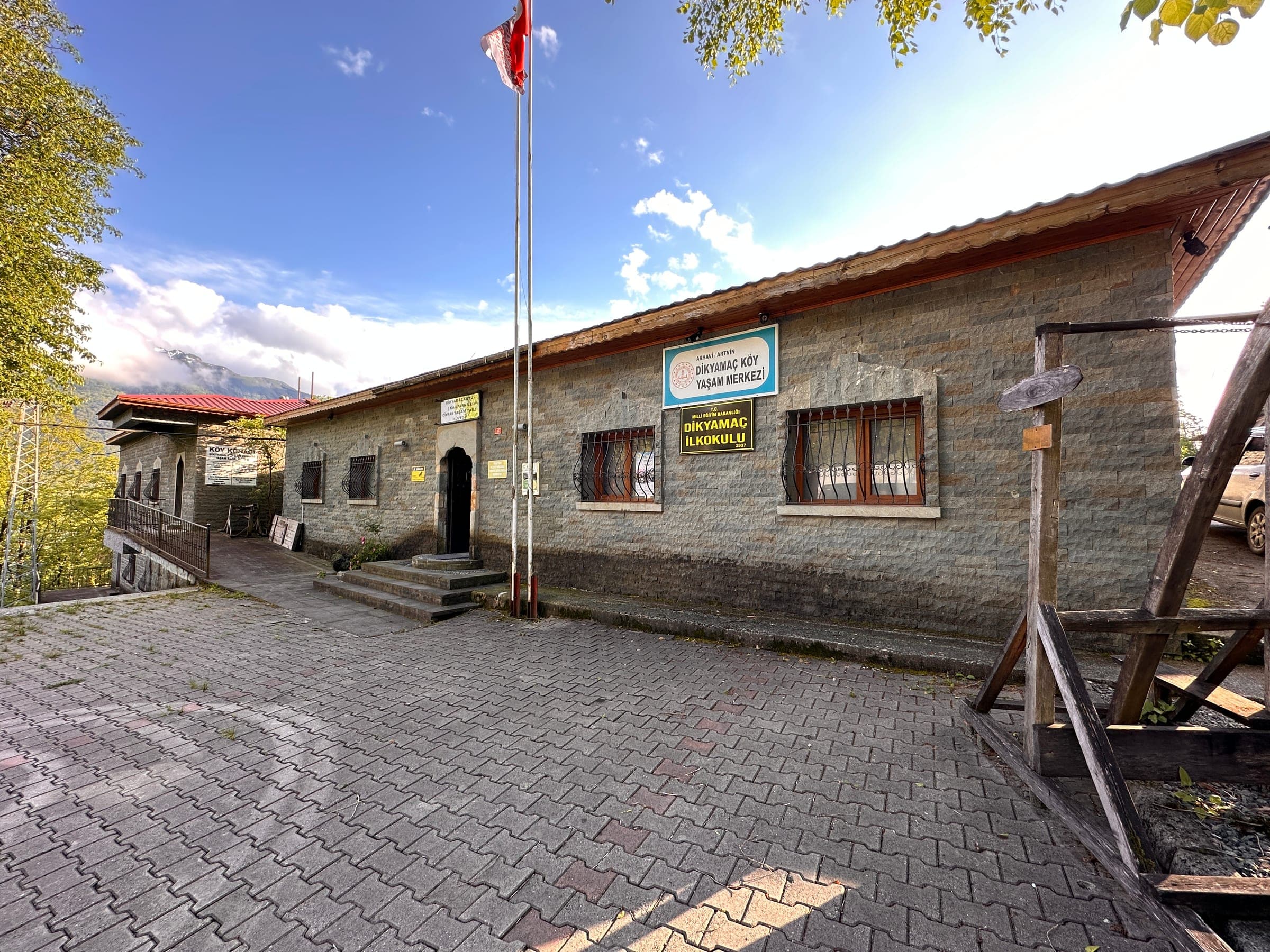 Dikyamaç Köyü (Kamparna) Yaşam Tarzı Müzesi – Arhavi