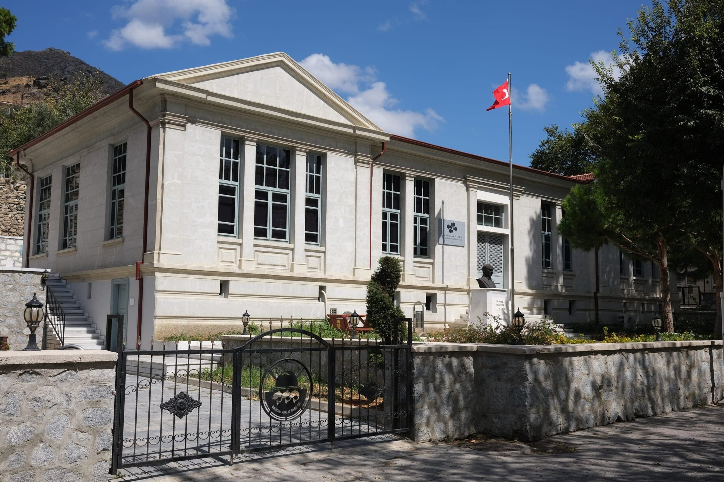Avni-Jale Özken Marmara Adalar Müzesi
